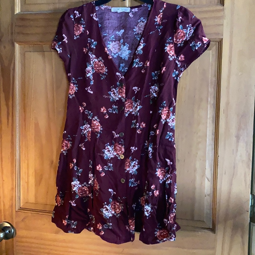 Cap sleeved floral dress